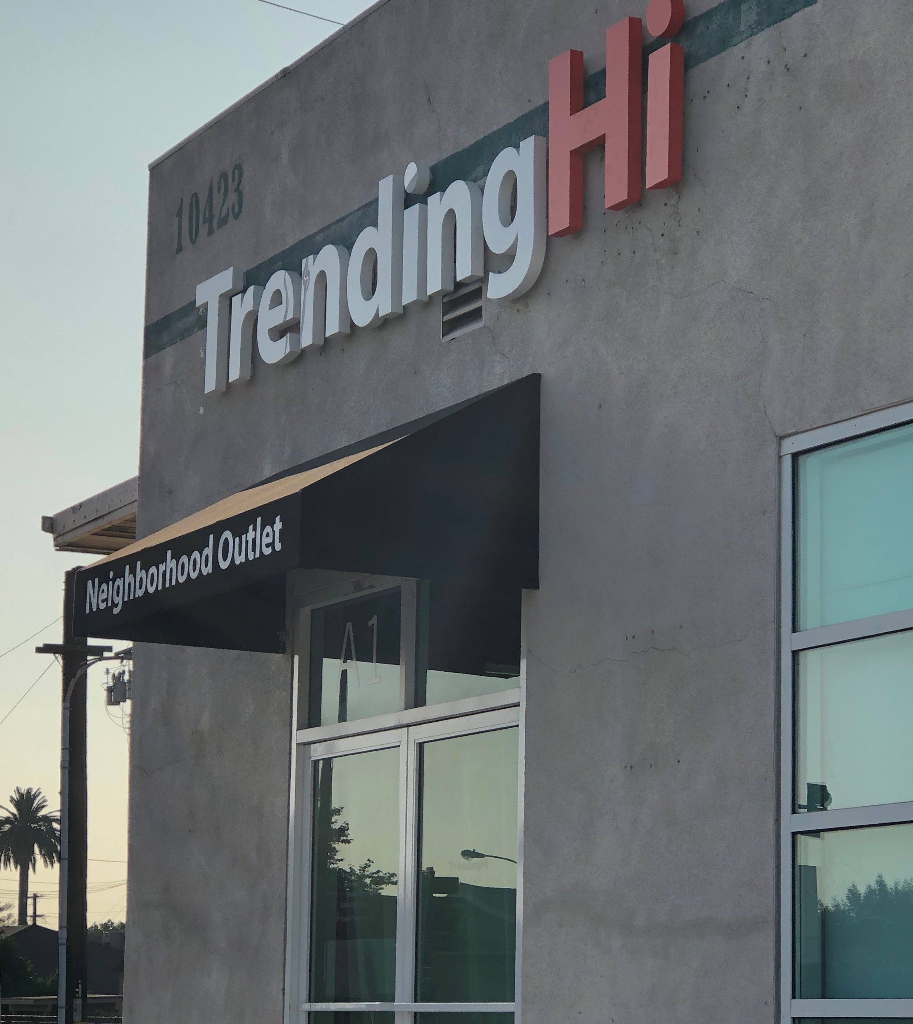 New, Clearance Goods at Bargain Prices