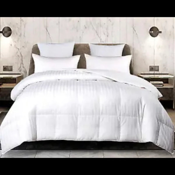 Hotel Grand White Down Comforter - Twin Size