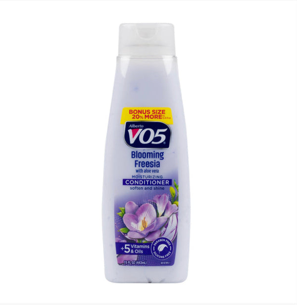 VO5 Blooming Freesia Conditioner 15oz